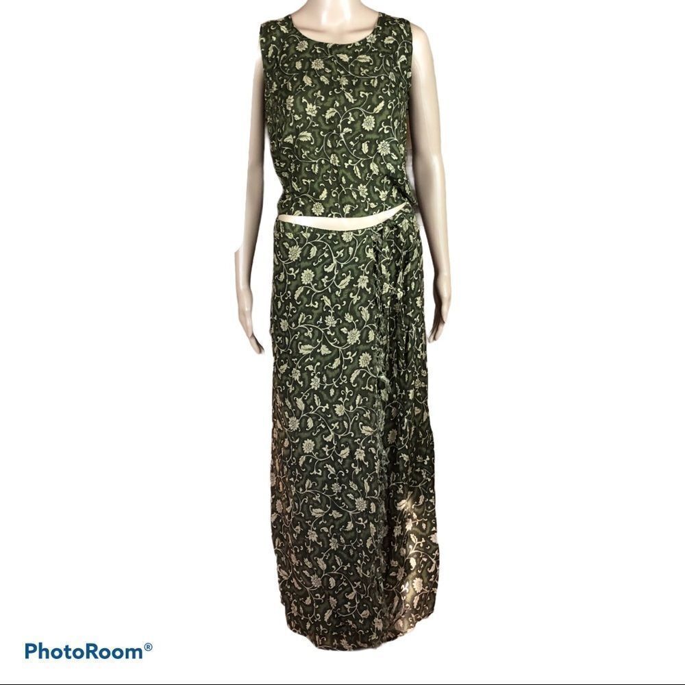 Jessica Sport vintage green sleeveless top and sarong skirt